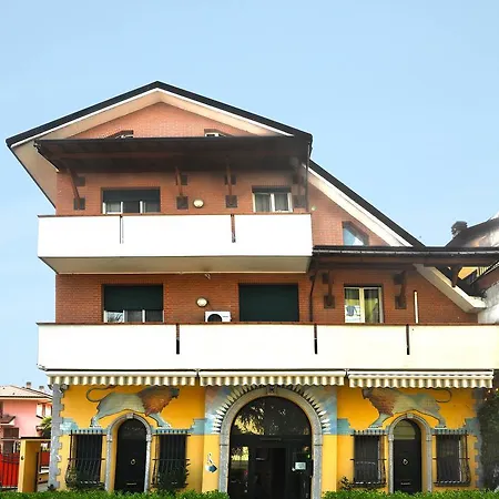 Borromeo Residenze Service S.a.s